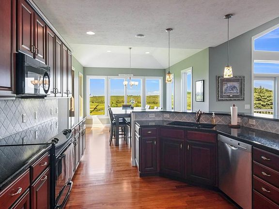 4th image of 7144 Wolverine View Dr