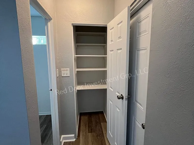 2903 E Michigan St — Photo 6