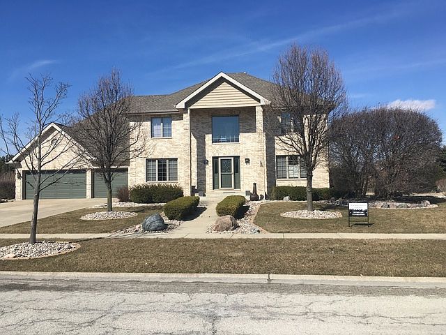 1st image of 22024 Heritage Dr
