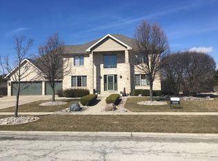 22024 Heritage Dr, Frankfort, IL 60423