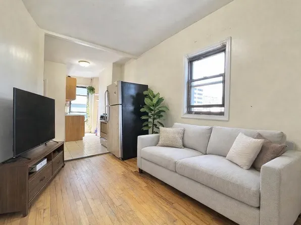 64 Steuben St APT 3L, Brooklyn, NY 11205
