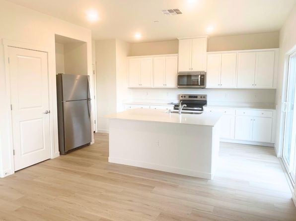 5030 E Turin Ct, Stockton, CA 95215