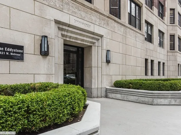 421 W Melrose St #15D, Chicago, IL 60657