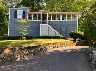 6 Overlook Rd, Waltham, MA 02451