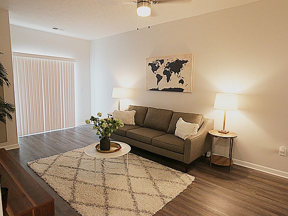 3rd image of 1015 N 16th St APT 211