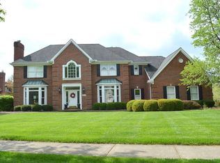 8611 Hetheridge Ln, Cincinnati, OH 45249