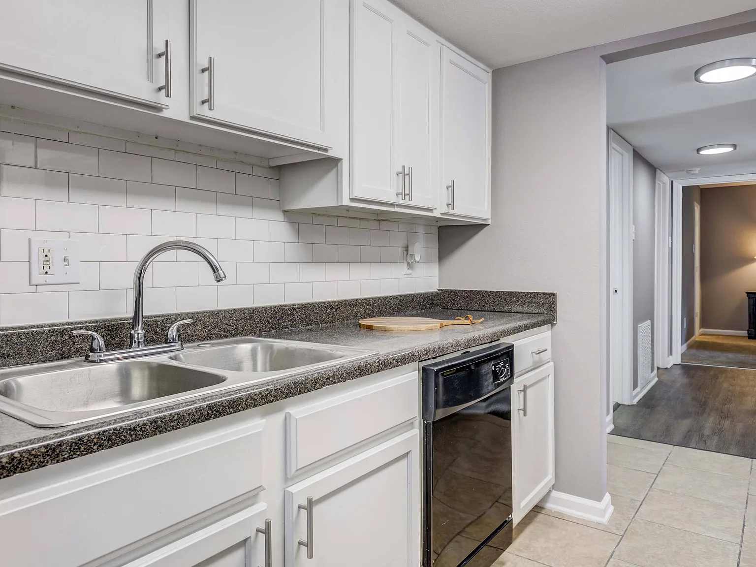 Westchase Apartments — Photo 2