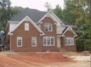 520 Ashbrook Ct, Athens, GA 30605