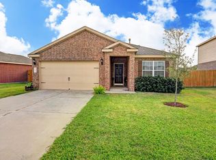 2106 Platinum Mist Dr, Iowa Colony, TX 77583