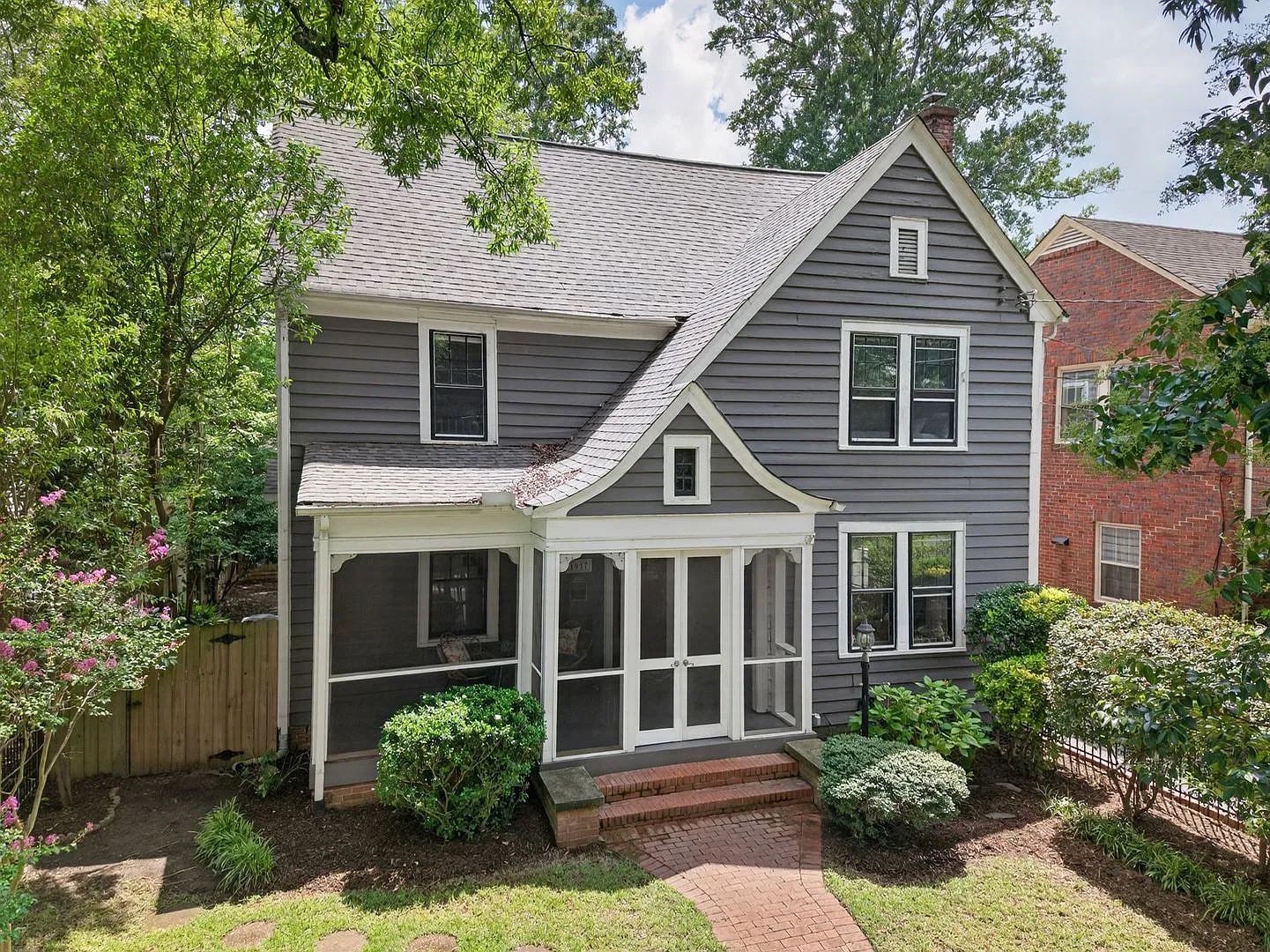 Historic Home in the Watts Hillandale Neighborhood of Durham Just Off 9th Street! — Photo 2