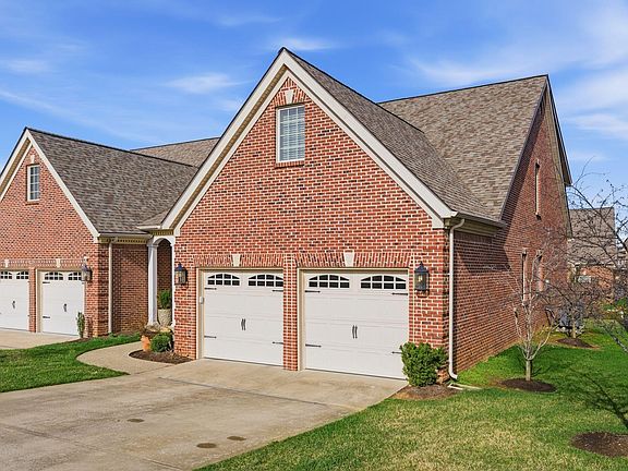 2nd image of 3901 Wentworth Pl