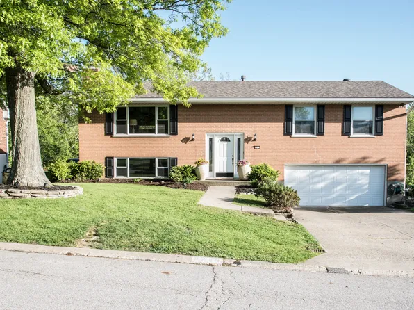 1713 Fort Henry Dr, Fort Wright, KY 41011