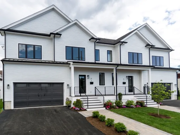 21 Bolton St #1, Waltham, MA 02453