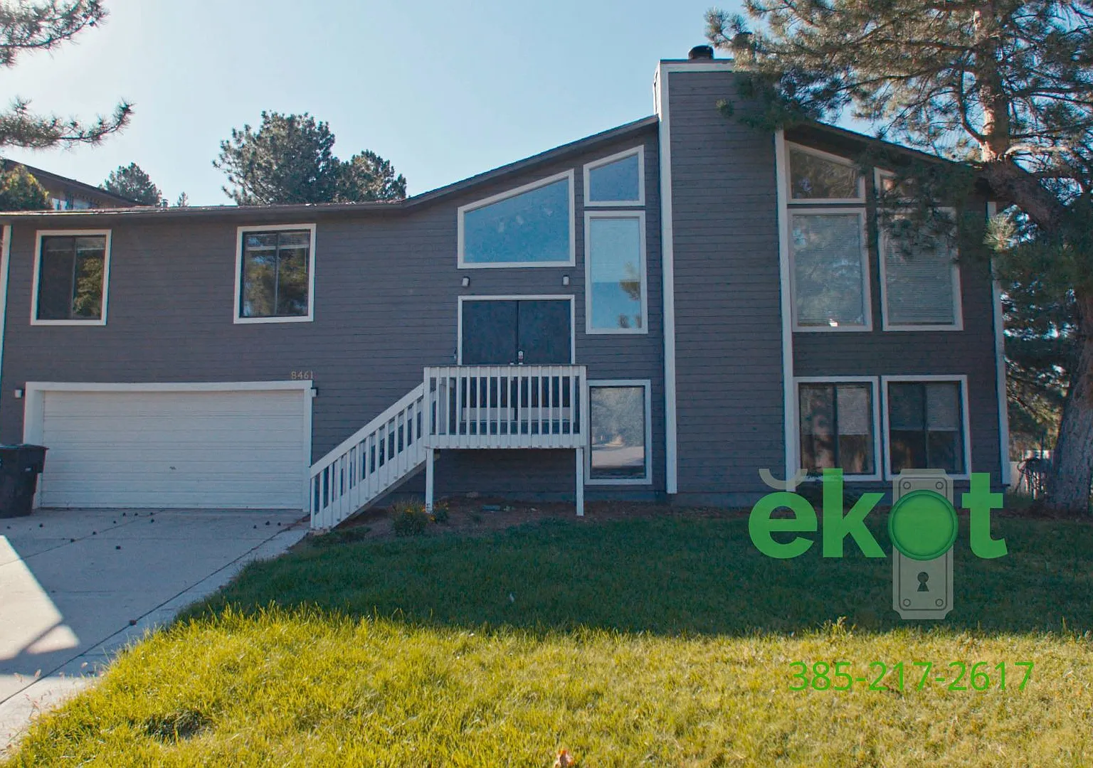 Spacious 5 Bedroom Home in Cottonwood Heights — Photo 1