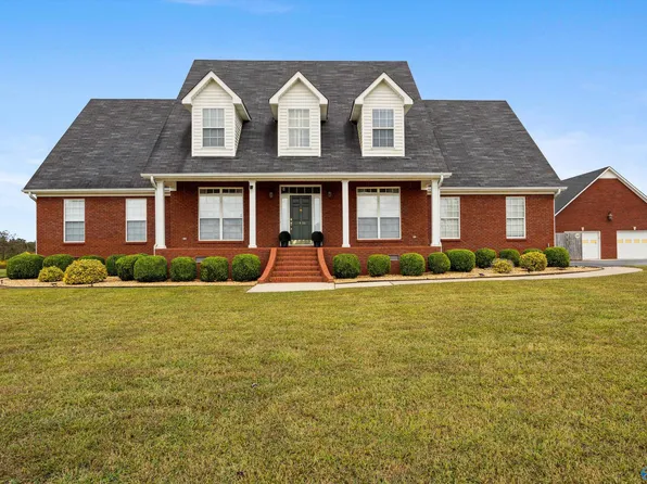 1436 Tanner Rd, Danville, AL 35619