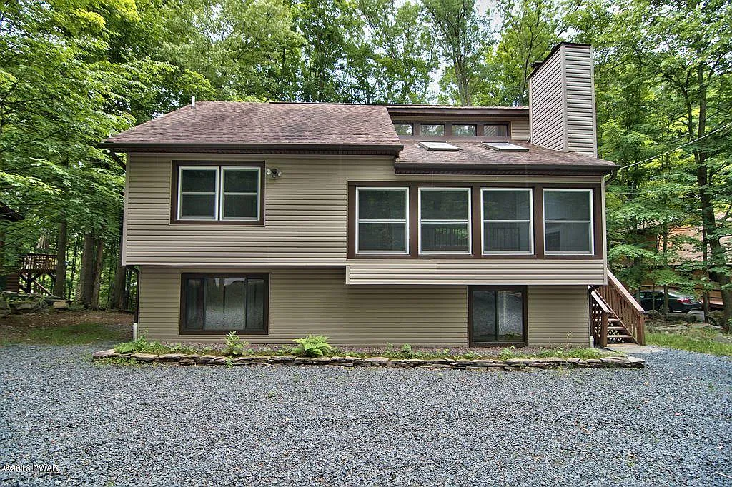 835 Wildwood Ter photo 1