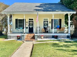 922 4th St, Morgan City, LA 70380
