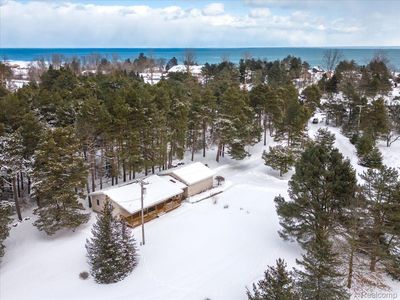 8747 Lakeshore Rd, Lakeport, MI, 48059