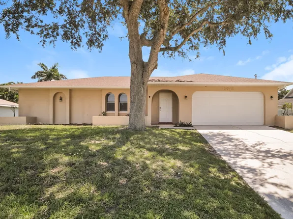 2715 SE 8th Ave, Cape Coral, FL 33904