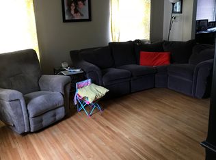 560 Robindale Ave, Oregon, OH 43616