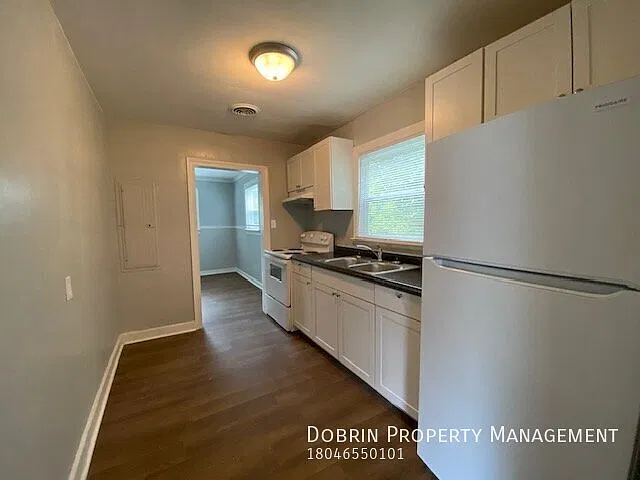 3 bed, 978 sqft, $1,750 — Photo 4