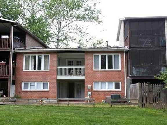 back yard adj to comm. park