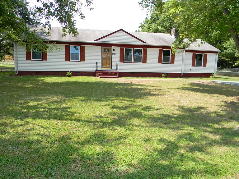 7985 Dabneys Mill Rd — Photo 1