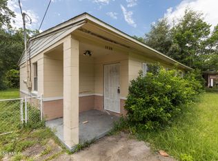 1120 Carthage Dr, Jacksonville, FL 32218