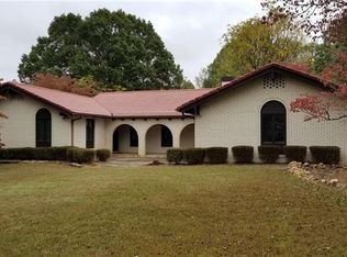 1102 3rd Avenue Dr NW, Conover, NC 28613