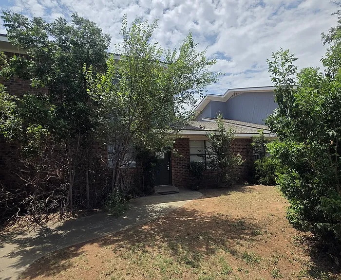 4401 Crockett Ave #A — Photo 2