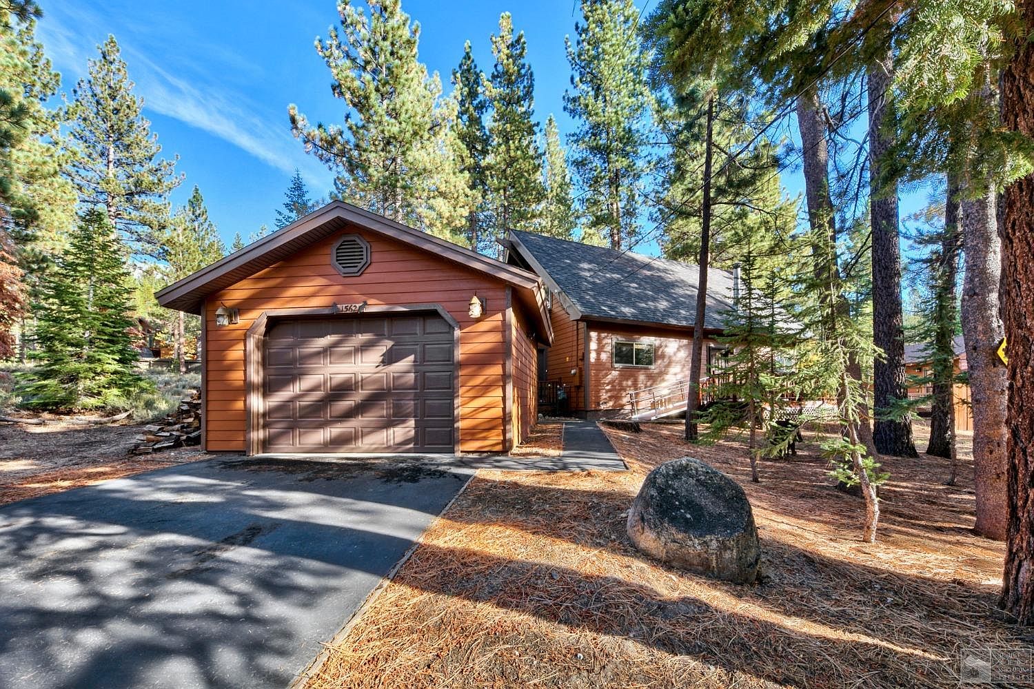 1562 Cree St, South Lake Tahoe, CA 96150 | Zillow