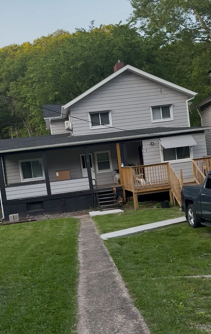 118 Leneake St #2 photo 1