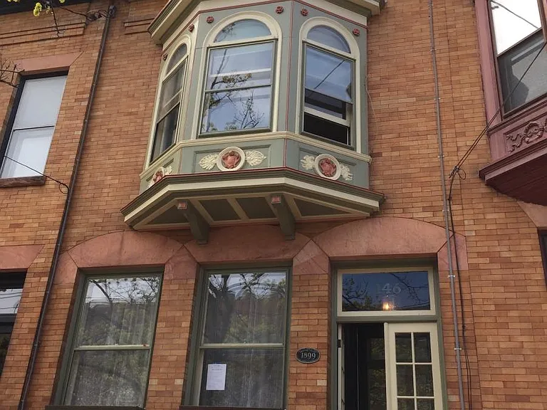 Chestnut St — Photo 18