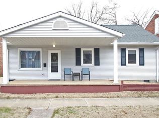 913 W Main St, Mascoutah, IL
