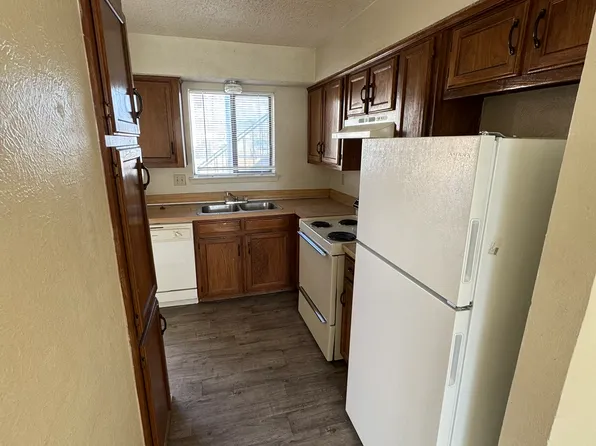 1000 W Prairie St APT 2, Denton, TX 76201