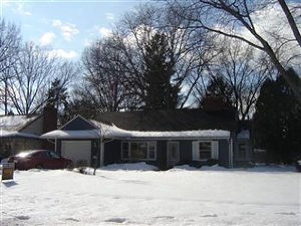 1st image of 132 Edgewood Dr