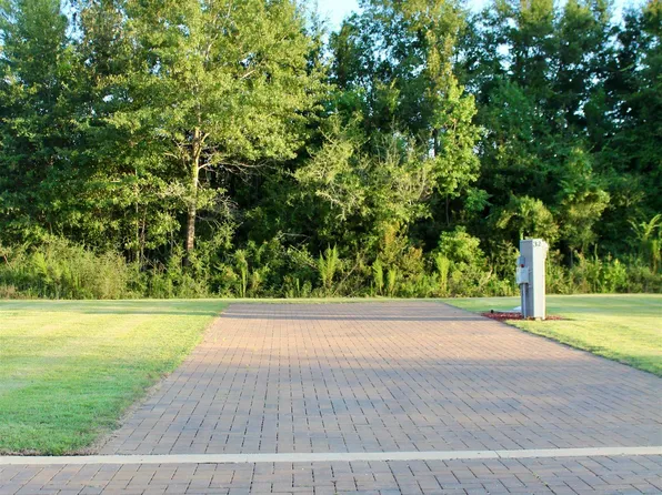 21116 Legacy Dr #32, Foley, AL 36535
