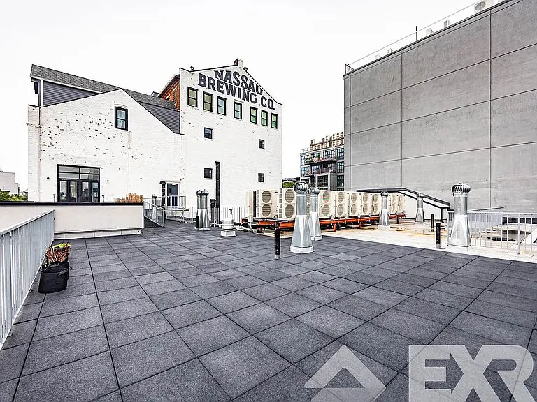 945 Bergen St #503 — Photo 9