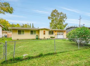 2606 Abbey Ln, Anchorage, AK 99517