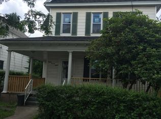 828 Maple St, Scranton, PA 18505