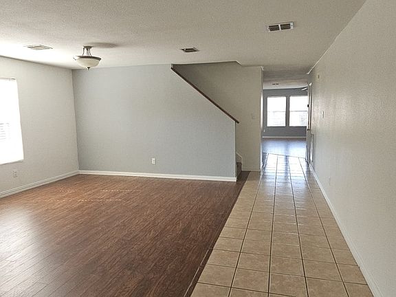 5th image of 2301 Chestnut Dr