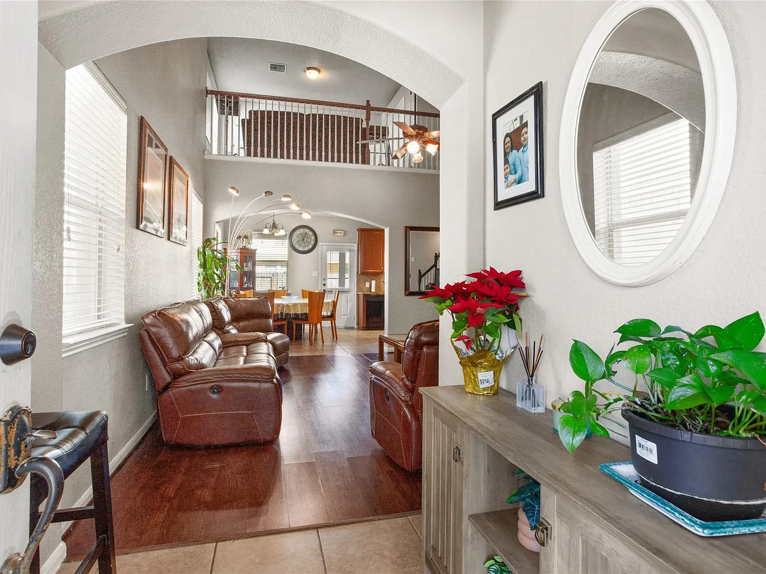 3 bed, 2.5 bath, 1842 sqft, $2,250 — Photo 4