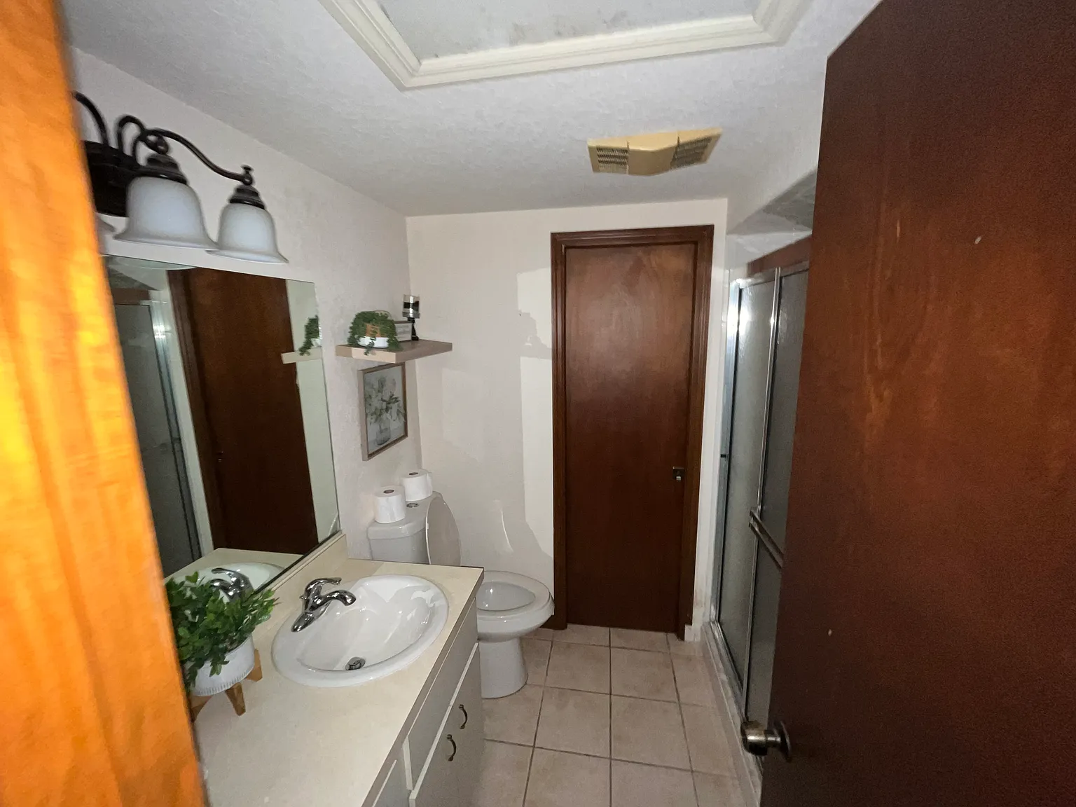 1 bed, 800 sqft, $1,350 — Photo 4