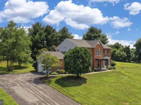 21 Deep Powder Ct, Woodstock, MD 21163