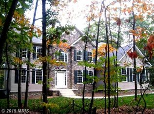 4528 Three Sisters Dr, Pasadena, MD 21122