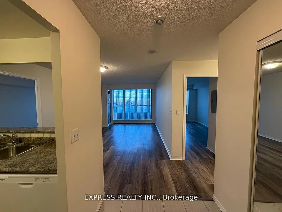 39 Pemberton Ave #710