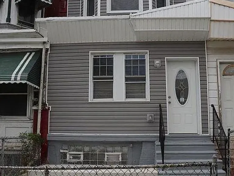 1558 N Felton St — Photo 9