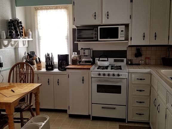 2nd image of 3827 White St SW