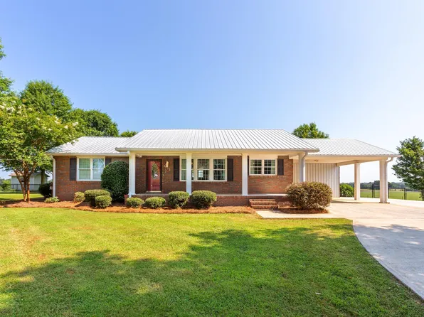 3015 Gladden Ln W, Alexandria, AL 36250