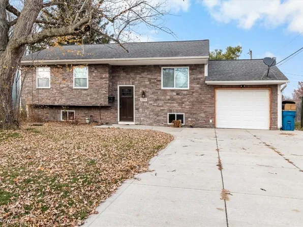 2255 Jackson St, Lorain, OH 44052